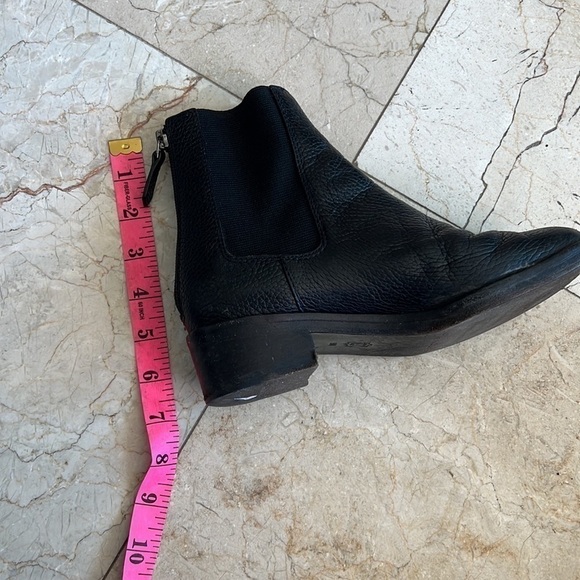 Tory Burch Booties Size 5M - Picture 16 of 16